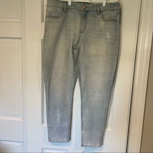 American Eagle Super Stretch X Jegging         Size 16 Short Low Rise